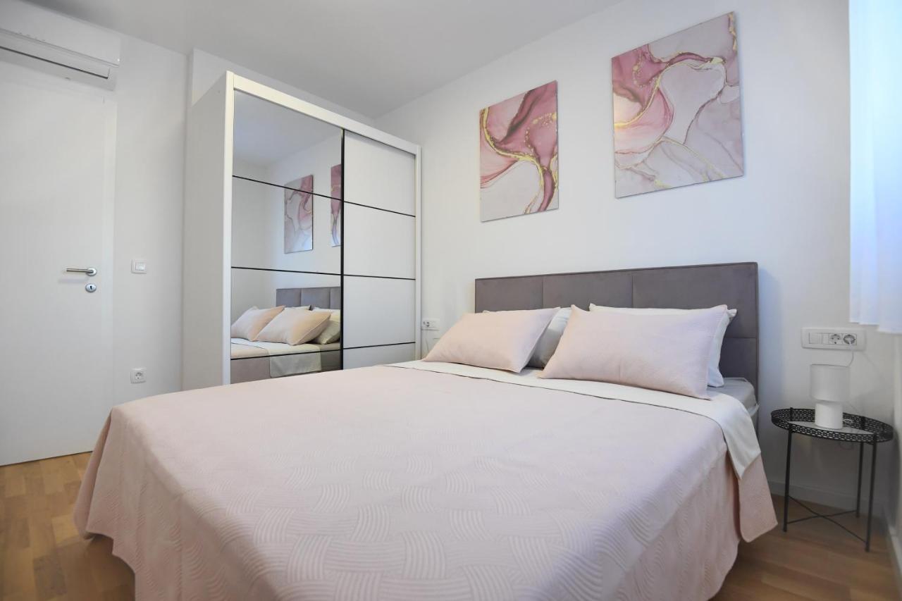 Garden Apartment Leoma With Free Parking! زادار المظهر الخارجي الصورة