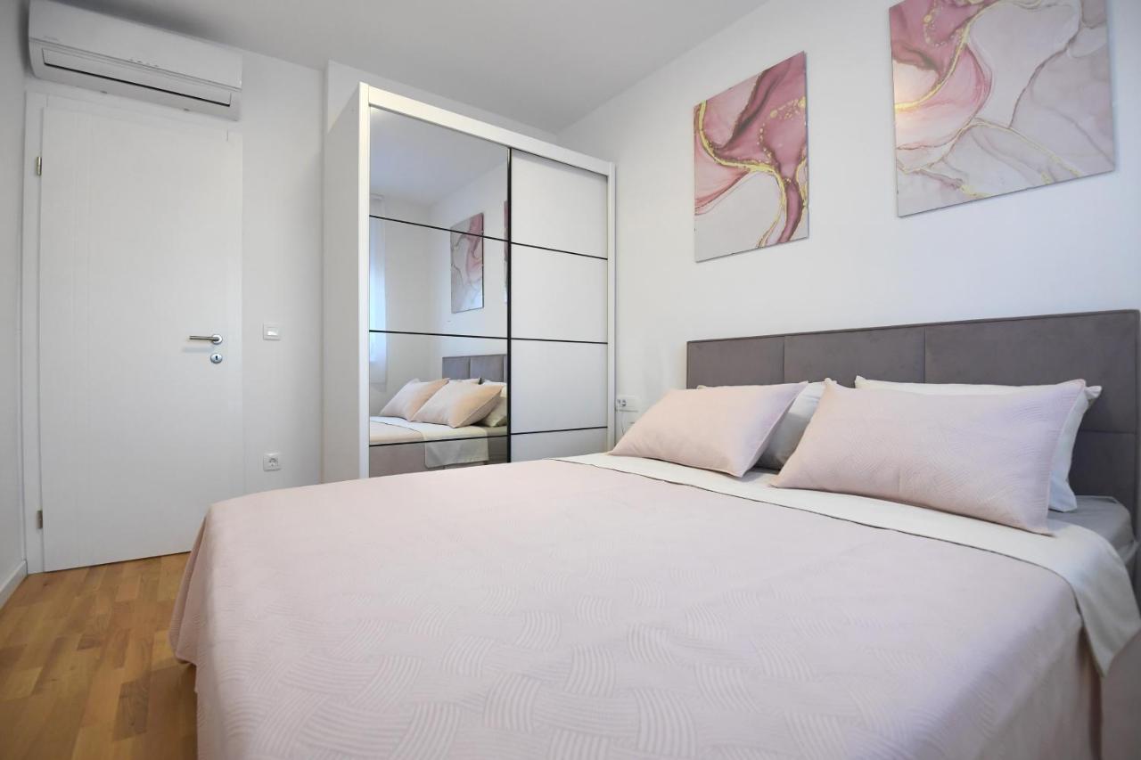 Garden Apartment Leoma With Free Parking! زادار المظهر الخارجي الصورة